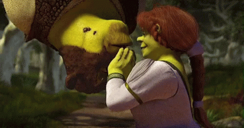 O relacionamento entre Shrek e Fiona mostra o valor da integridade e do verdadeiro-eu, longe das aparências.