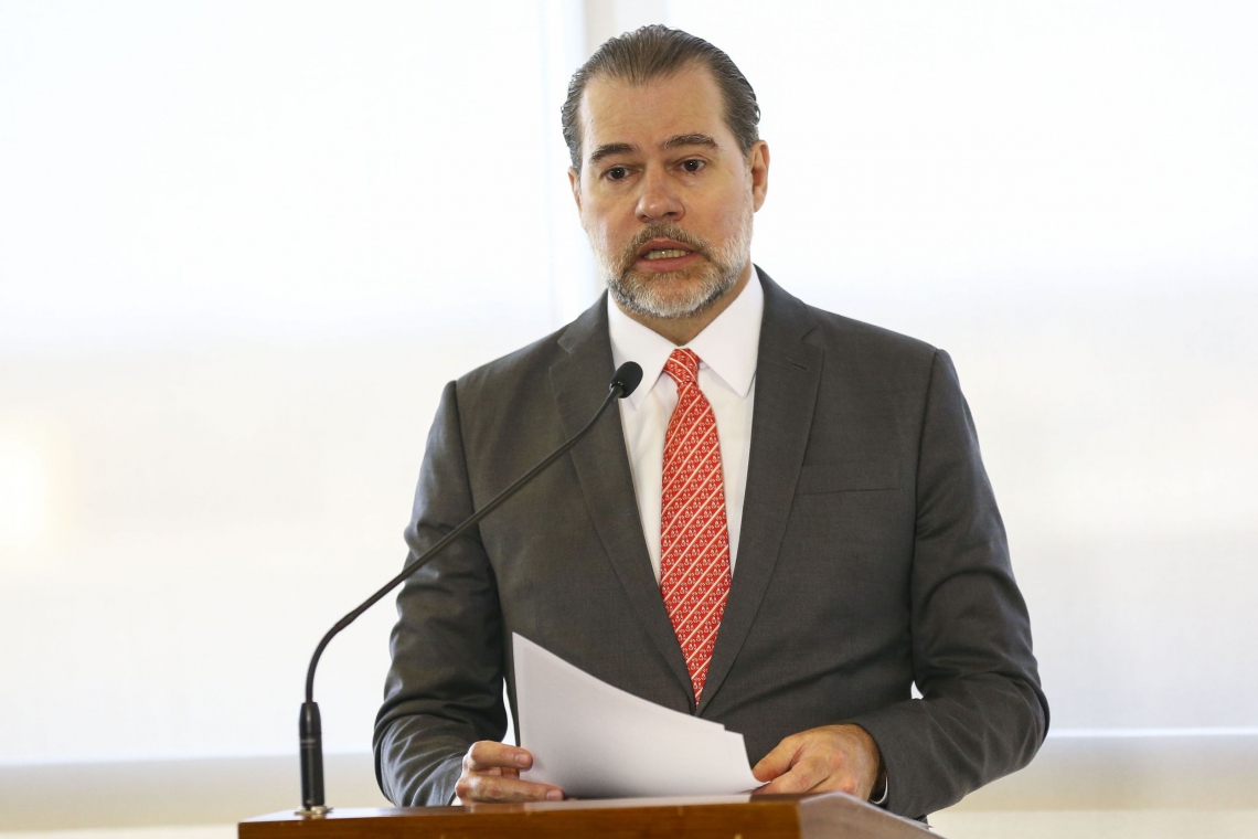 ￼DIAS Toffoli atendeu a pedido da defesa de Flávio Bolsonaro para soltar decisão 