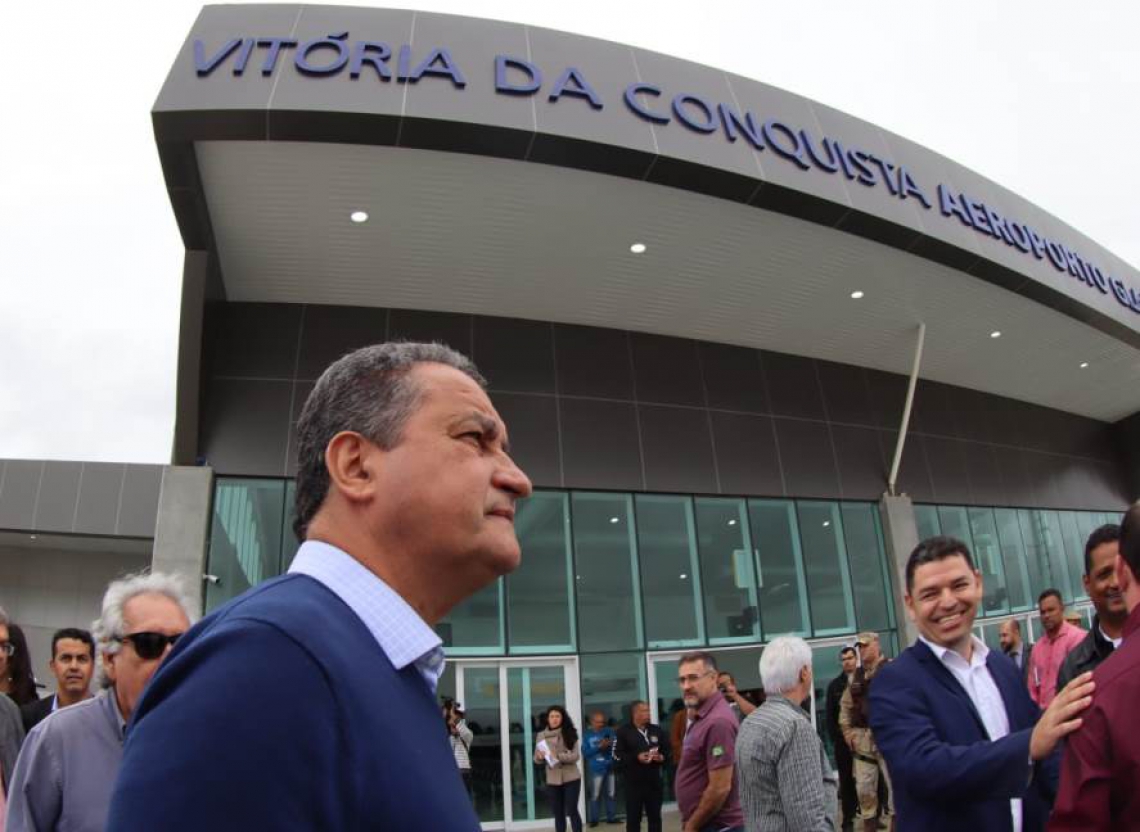 Governador Rui Costa vistoria obras do Governo do Estado em Vitória da Conquista (Foto: Manu Dias/GOVBA)