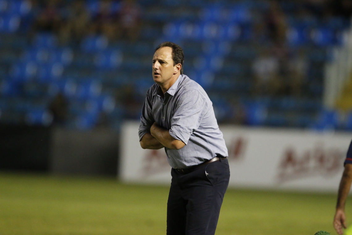 Rogério Ceni nunca tinha vencido o maior duelo cearense até as finais do Cearense, quando triunfou duas vezes  
