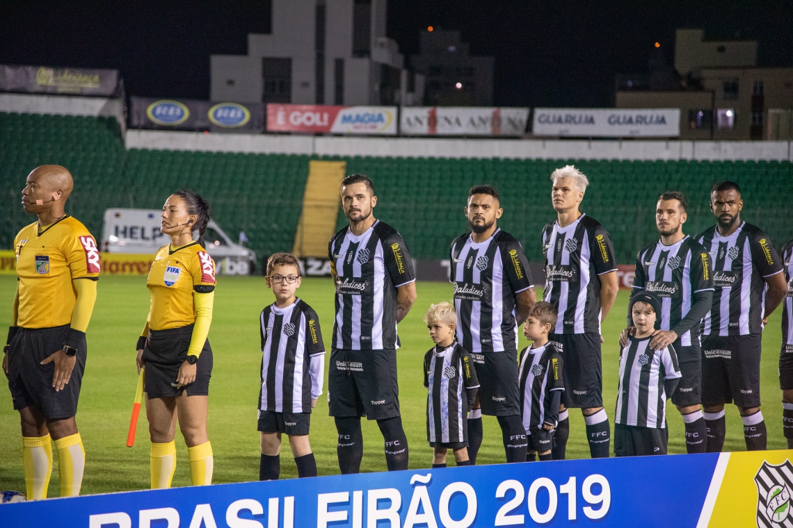 Última partida jogada pelo Figueirense foi a derrota por 1 a 0 para a Ponte Preta, no dia 15 (Foto: Matheus Dias / Figueirense)