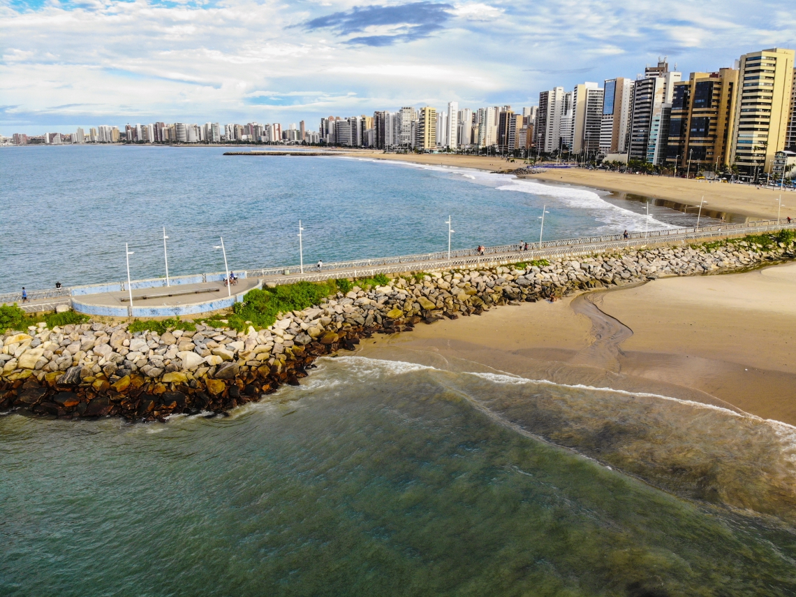 ￼ESPIGÃO da rua João Cordeiro, na Praia de Iracema (Foto: FCO FONTENELE)