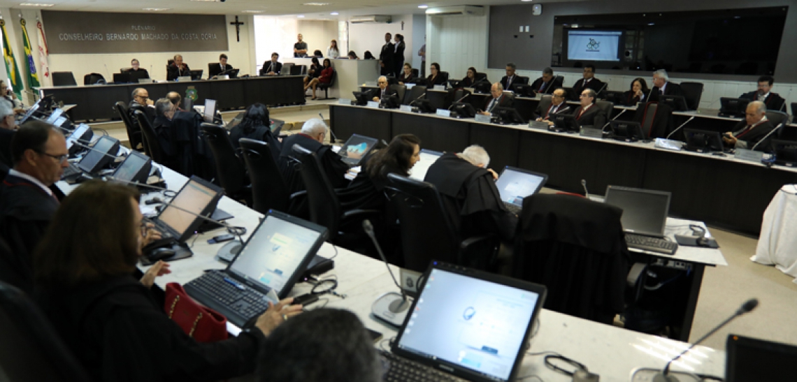TRINTA desembargadores do Pleno do Tribunal de Justiça do Ceará votaram pela punição da juíza (Foto: DIVULGAÇÃO / TJCE)