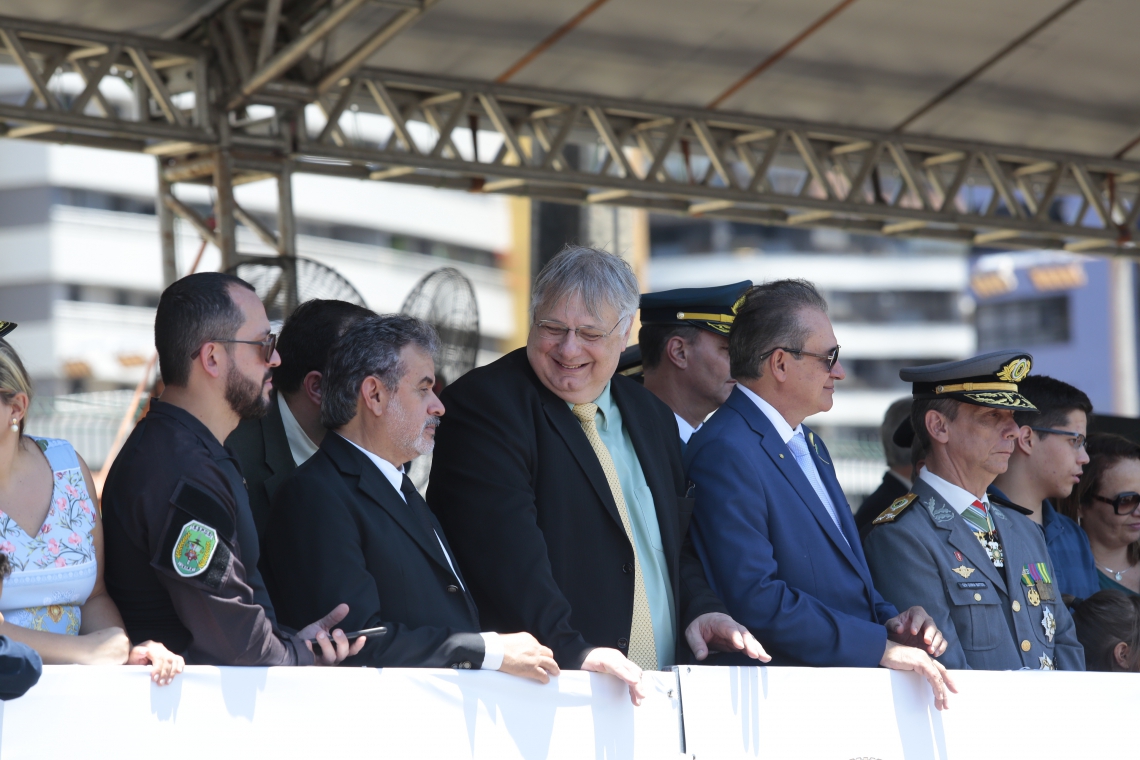 Foto: (JÚLIO CAESAR)