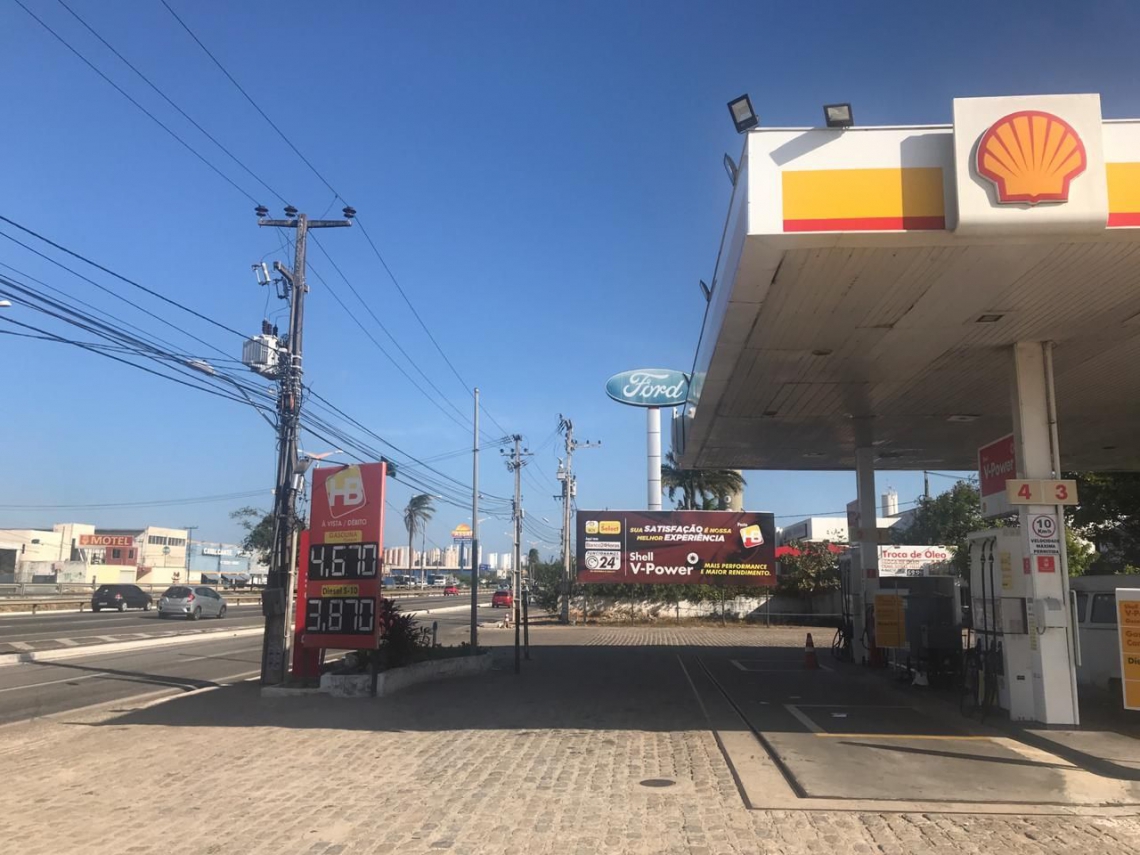 Preço da gasolina em Fortaleza começou a subir depois que uma petrolífera foi atacada na Arábia Saudita