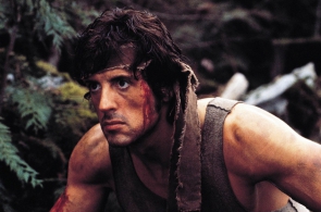 RAMBO: PROGRAMADO PARA MATAR (1982)
