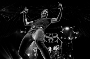 Scott Live fará turnê pelo Brasil em novembro. Música é ex-vocalista da banda Creed