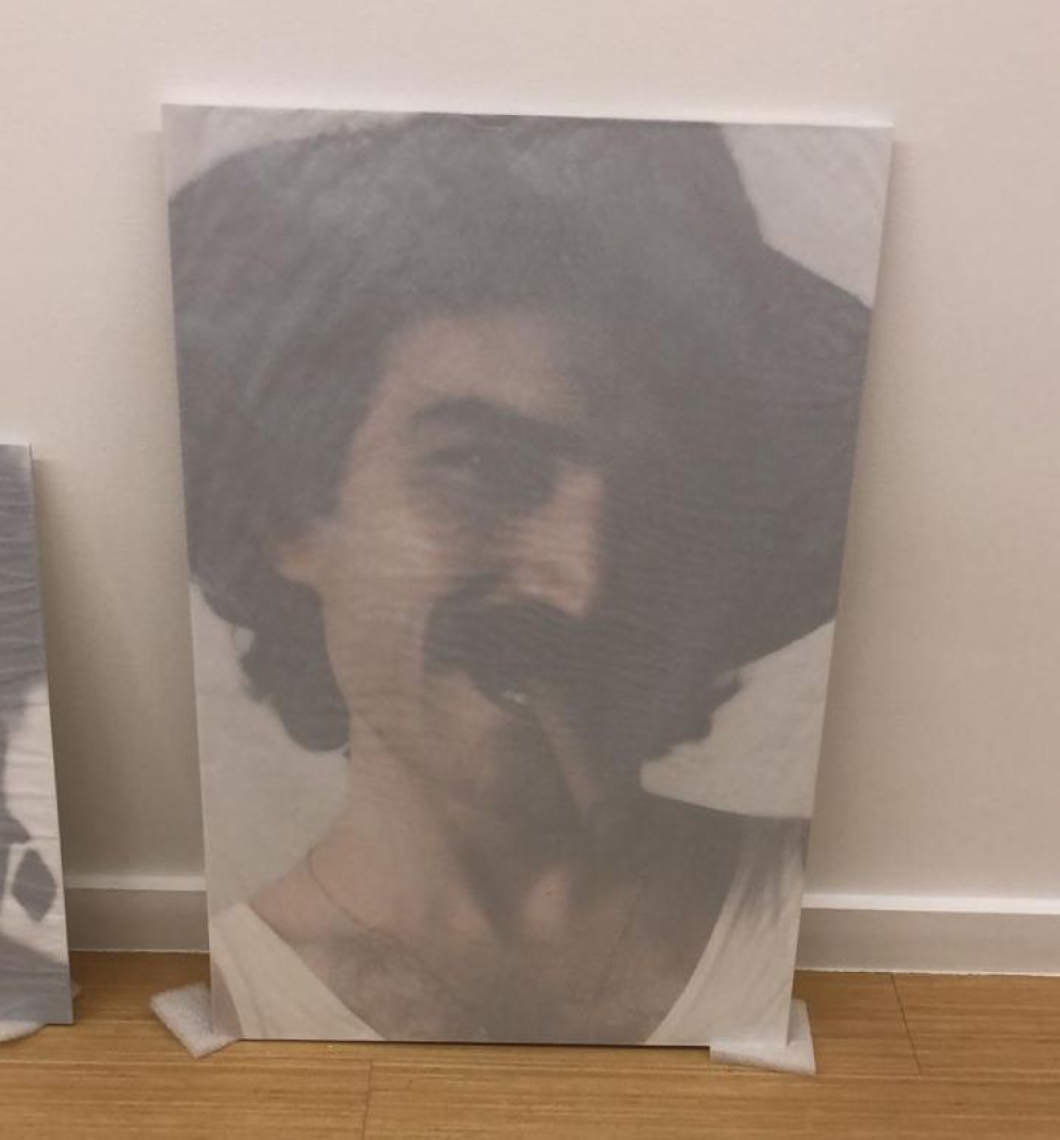 Foto de Belchior pronta para entrar na exposição que estreia neste sábado (5)