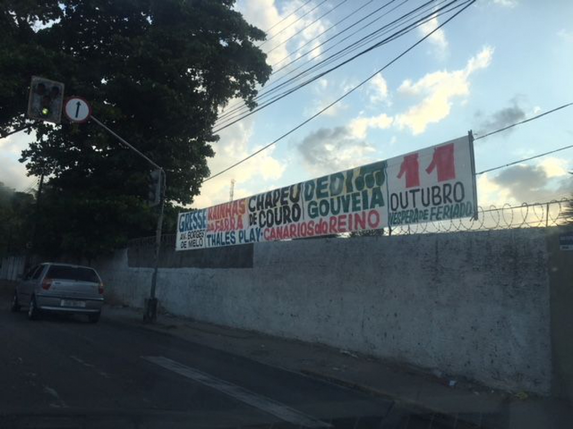 Foto: Leitor da Coluna No murinho da Vil Militar