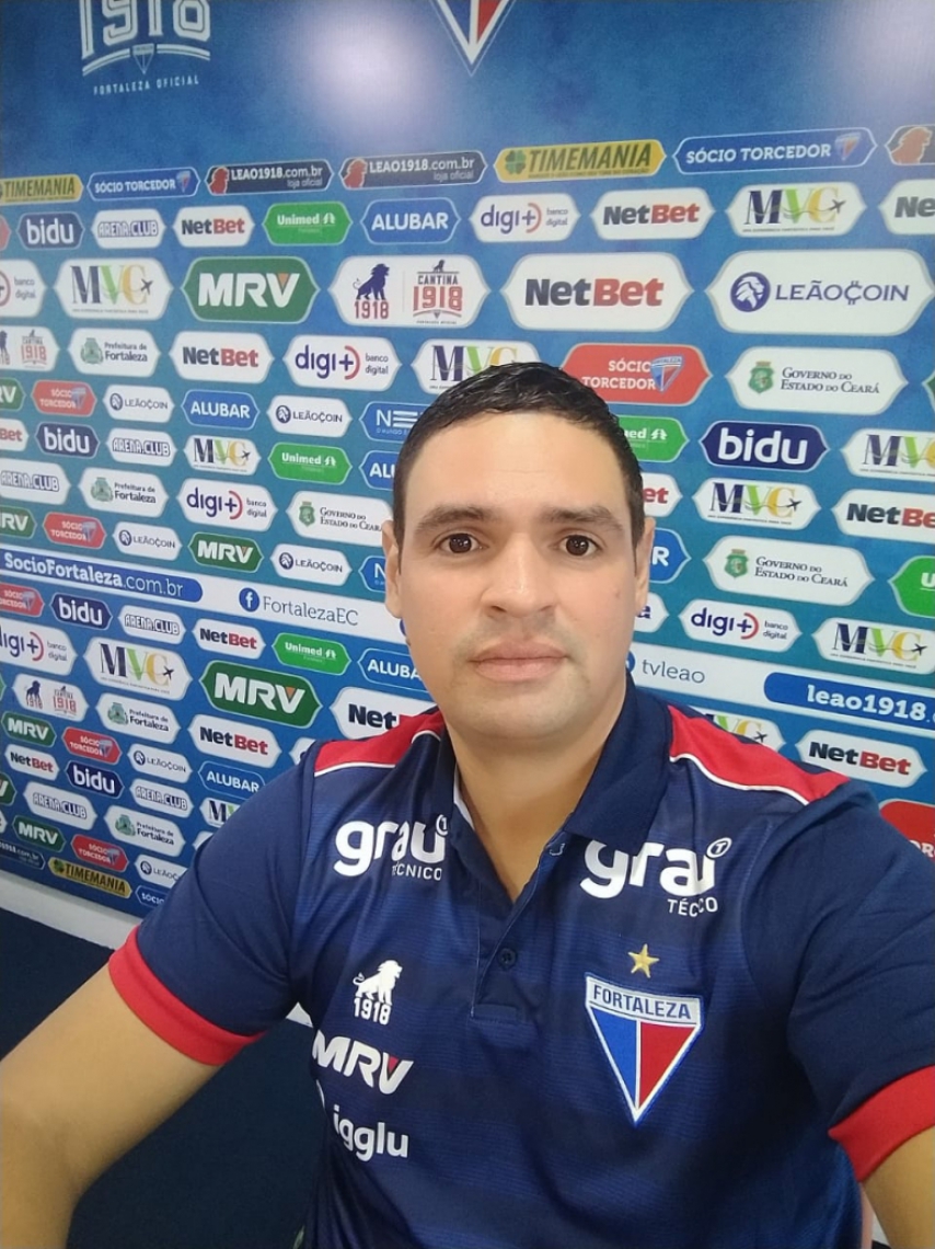 Cristomberg, intérprete de Libras do Fortaleza (Foto: Arquivo pessoal)