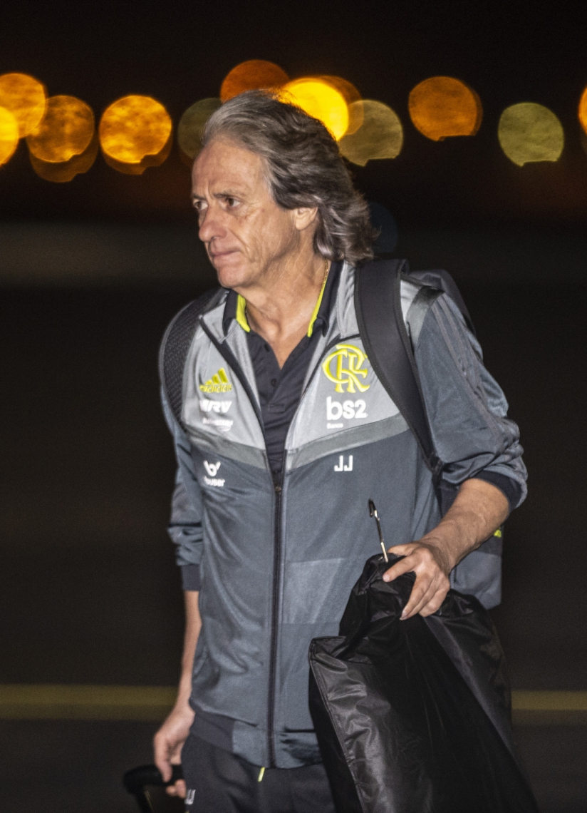 Também português, Jorge Jesus levou o Flamengo aos títulos do Brasileirão e da Libertadores  