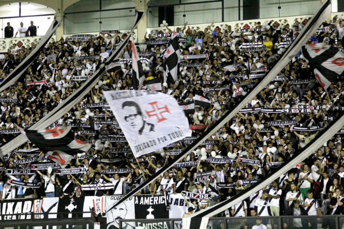 Torcida do Vasco conseguiu chegar ao topo nas lista dos sócios (Foto: Paulo Fernandes / Vasco.com.br)