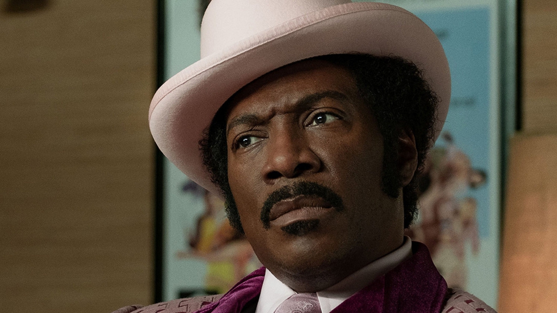 Eddie Murphy, em ótima atuação no filme de Craig Brewer, Meu nome é Dolemite (Foto: Fotos divulgação)