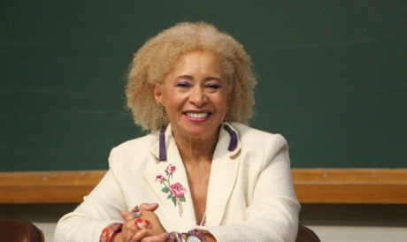 Professora dra. Sônia Guimarães