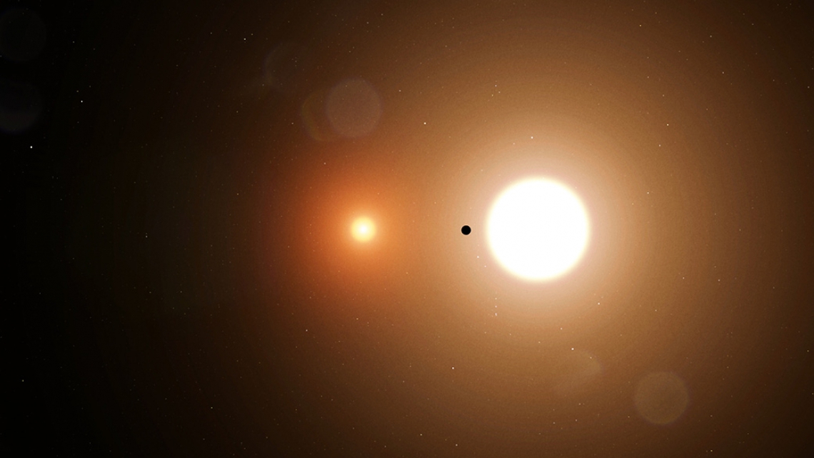 Ilustração do TOI 1338 b, primeiro planeta descoberto pelo Tess a orbitar em duas estrelas(Foto: Nasa Goddard Space Flight Center/Chris Smith)