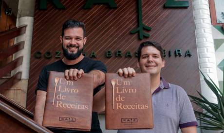 &Eacute; um restaurante de tr&ecirc;s amigos para as fam&iacute;lias (Foto: Priscila Smiths/Especial para O POVO) 