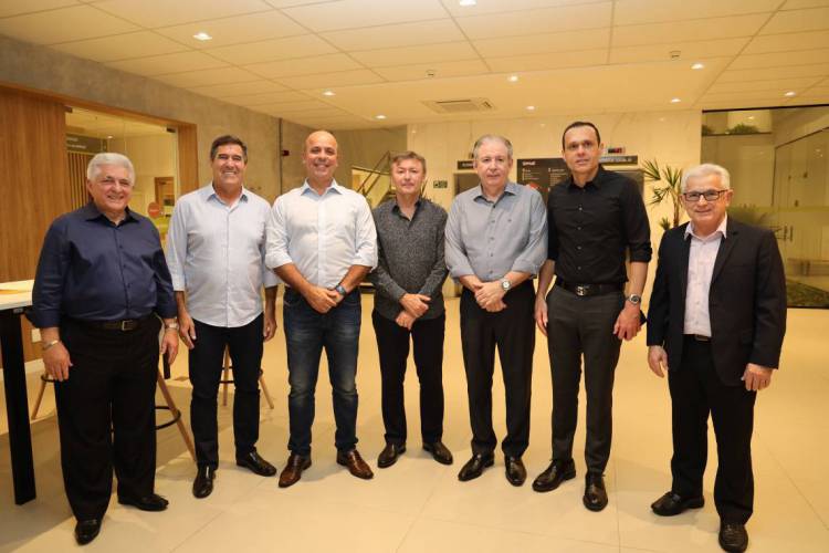 Deusmar Queirós, Luiz Gastão Bittencourt, Carlos da Costa, Maurício Filizola, Ricardo Cavalcante, Eduardo Diogo e Ubiranilson Alves 