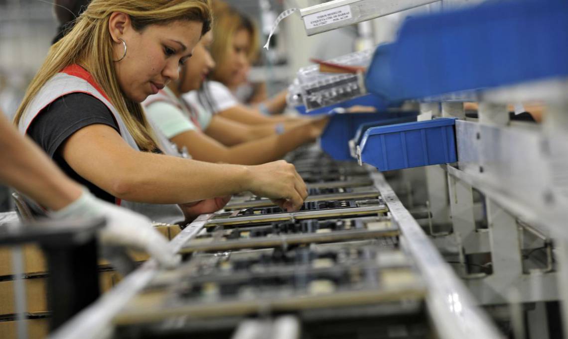 ￼ SEGUNDO O GOVERNO, medida custará R$ 10 bilhões e beneficiará mais de 11 milhões de pessoas (Foto: José Paulo Lacerda/CNI)