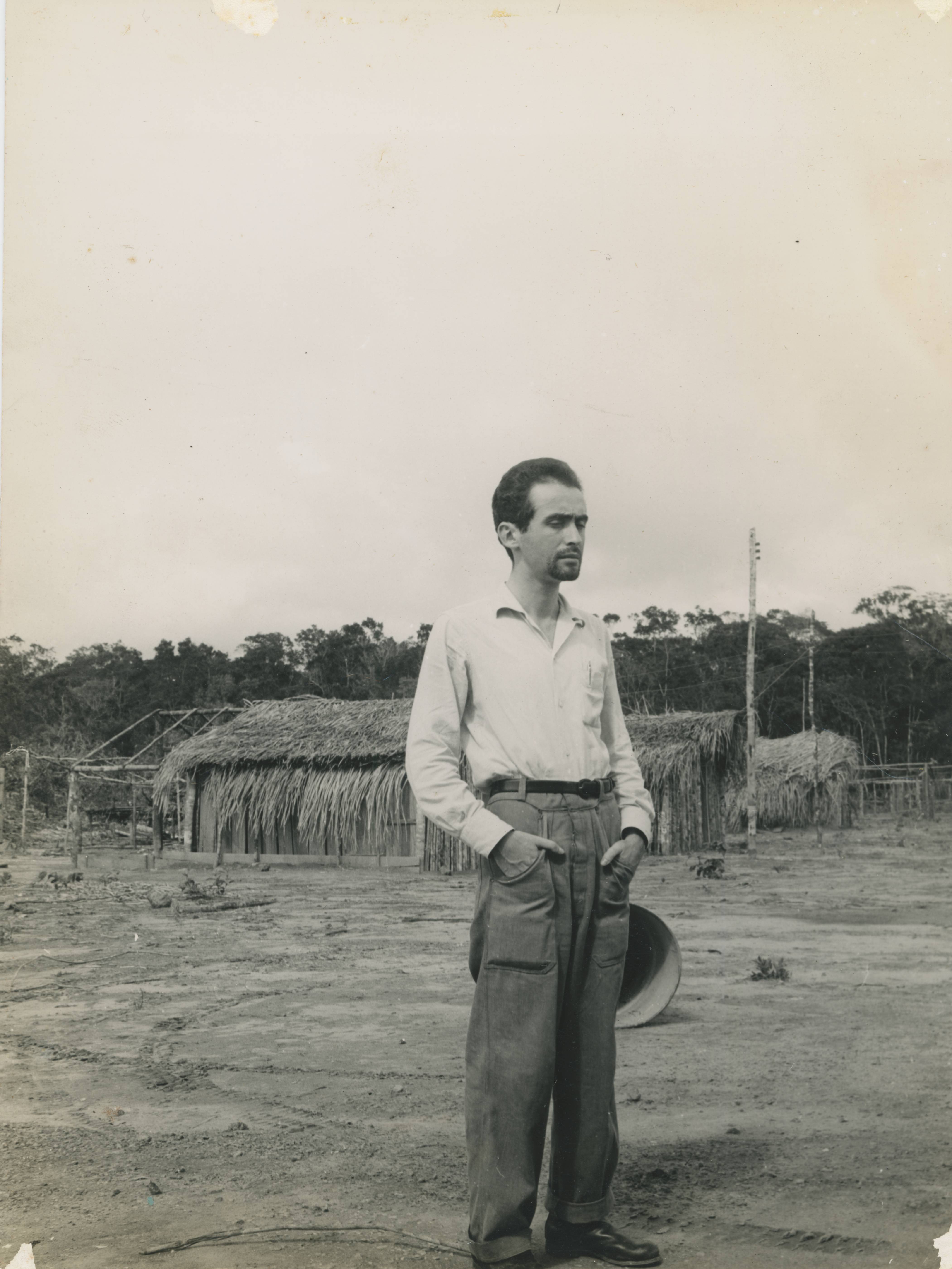 Vladimir Herzog em viagem em 1960, durante o período em que trabalhou no jornal O Estado de S. Paulo 
 (Foto: Arquivo Pessoal Ivo Herzog)