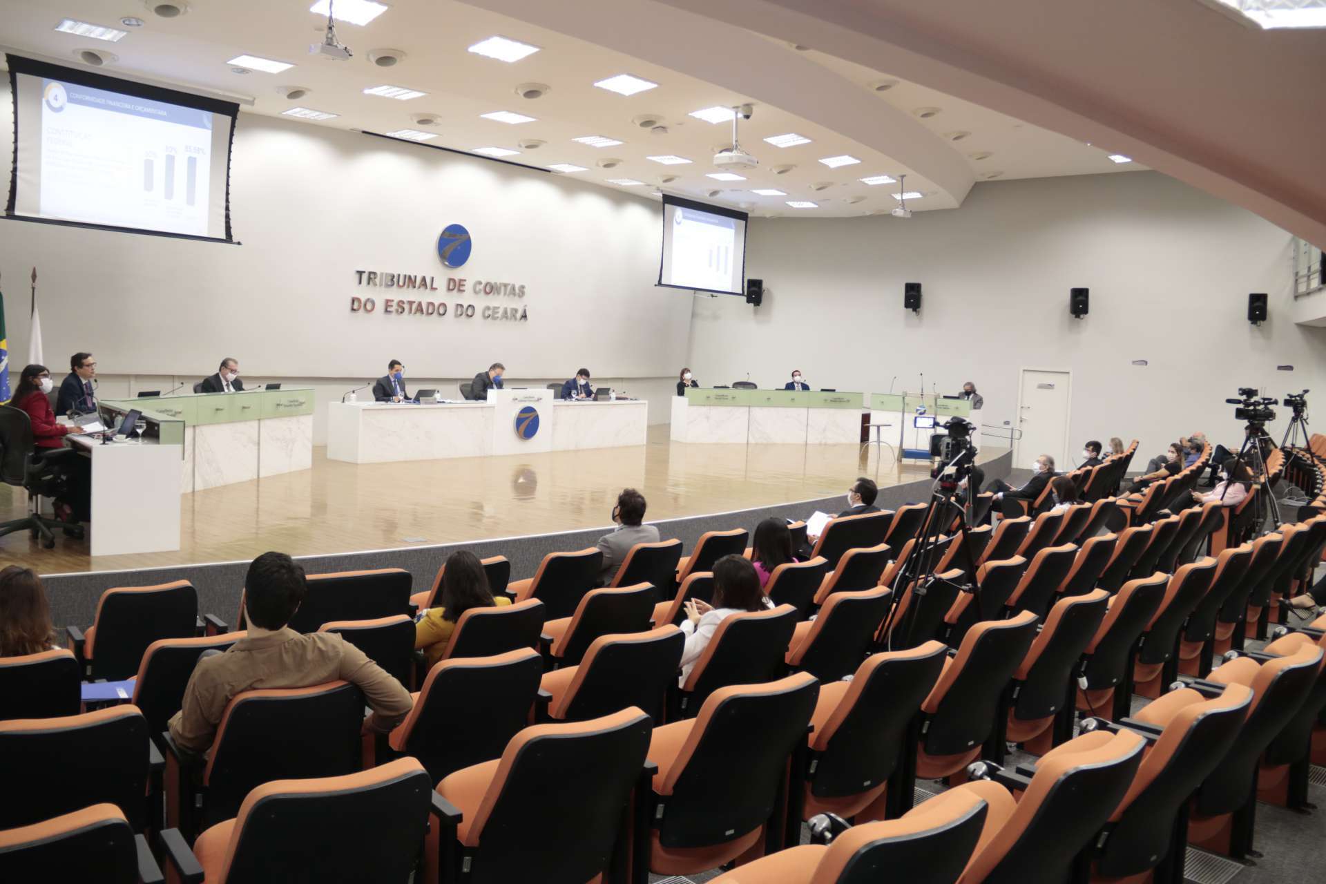 SESSÃO de ontem do TCE aprovou parecer prévio das contas do governador
 (Foto: JCLECIO/Divulgação TCE)