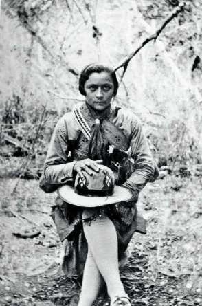 ￼Foto histórica que apresentou Maria Bonita ao mundo foi publicada em primeira mão pelo  
O POVO em 29 de dezembro de 1936  (Foto: Benjamim Abrahão)