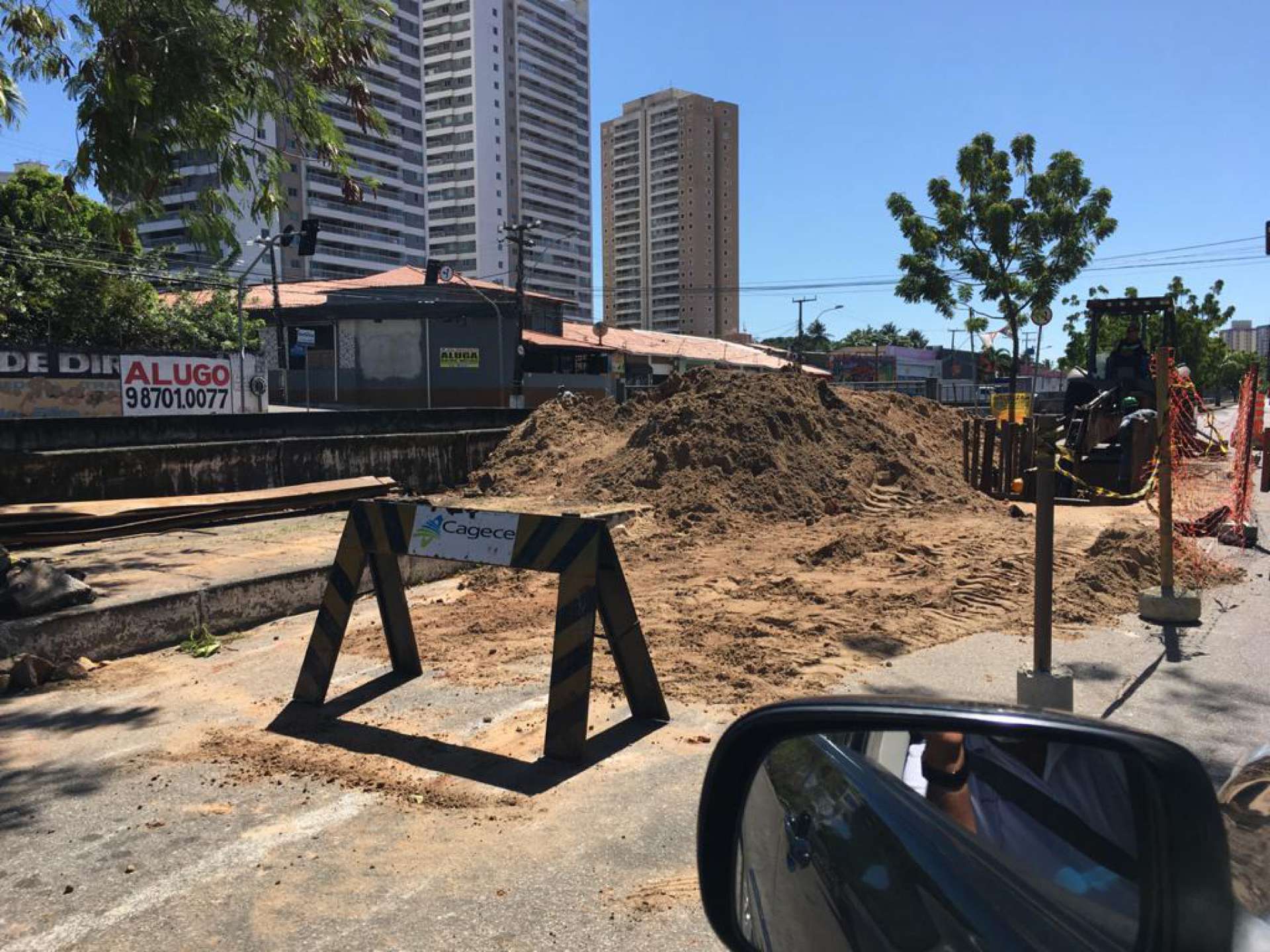 Obras da Cagece devem ampliar o serviço de água e esgoto na Capital e RMF (Foto: Leitor via WhatsApp)