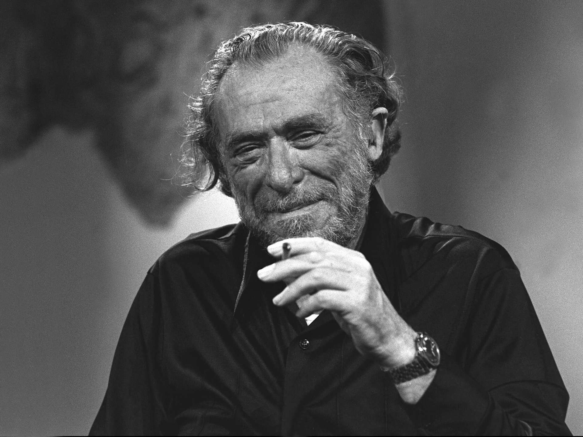 Charles Bukowski fez crítica social ao estilo de vida americano
 (Foto: Divulgação)