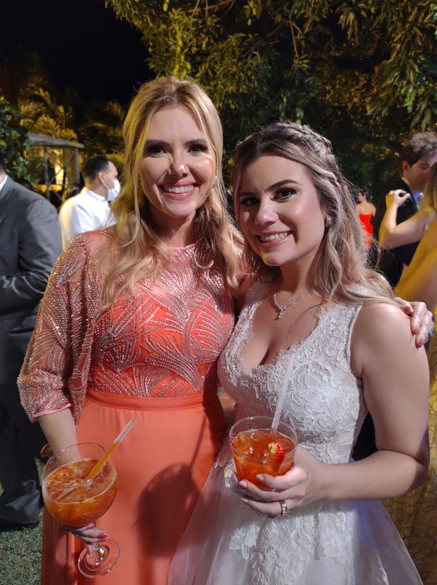 (Foto: Divulgação)Débora Coser e a filha Ana Carolina