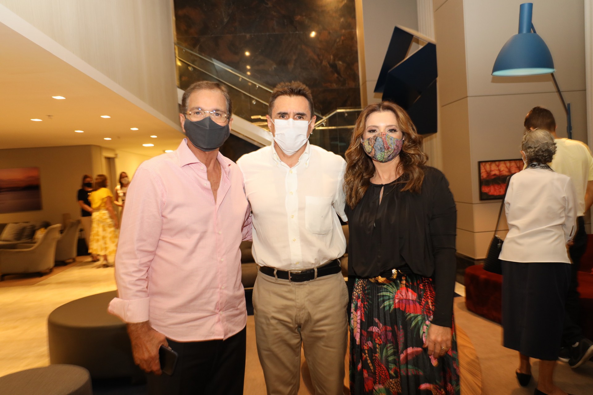 (Foto: Divulgação)Beto Studart, Pedro Lima e Emília Buarque