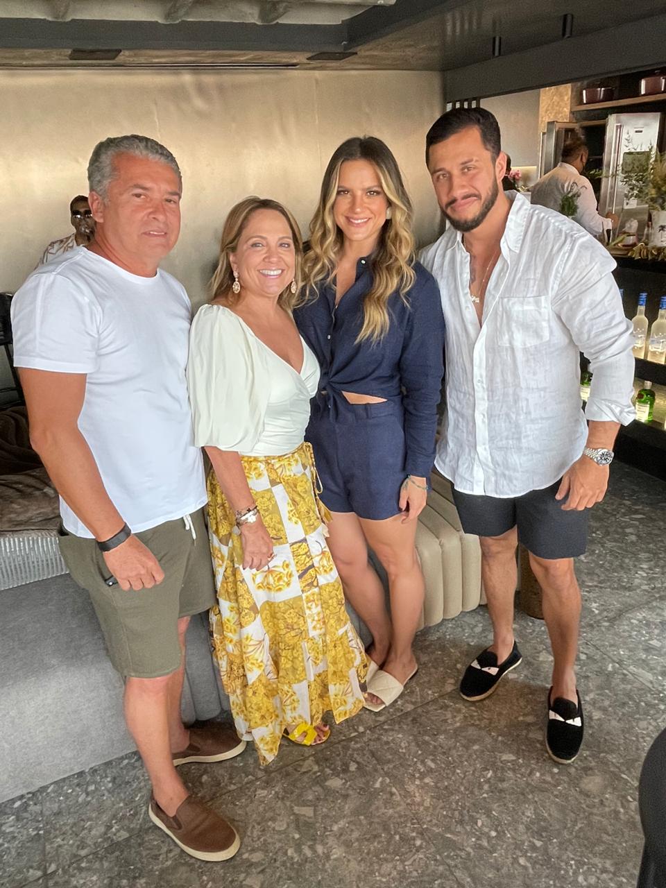 (Foto: divulgação)Célio Thomaz e Liana, Rebecca e Juan Bianchi