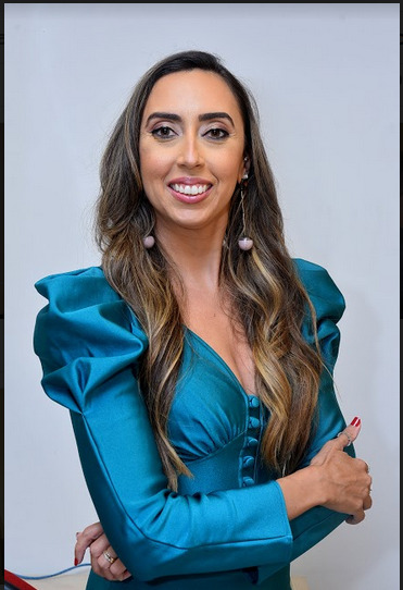 Cearense Dayana Moura em registro de posse como procuradora do Estado, na Procuradoria Geral do Estado de Pernambuco. 