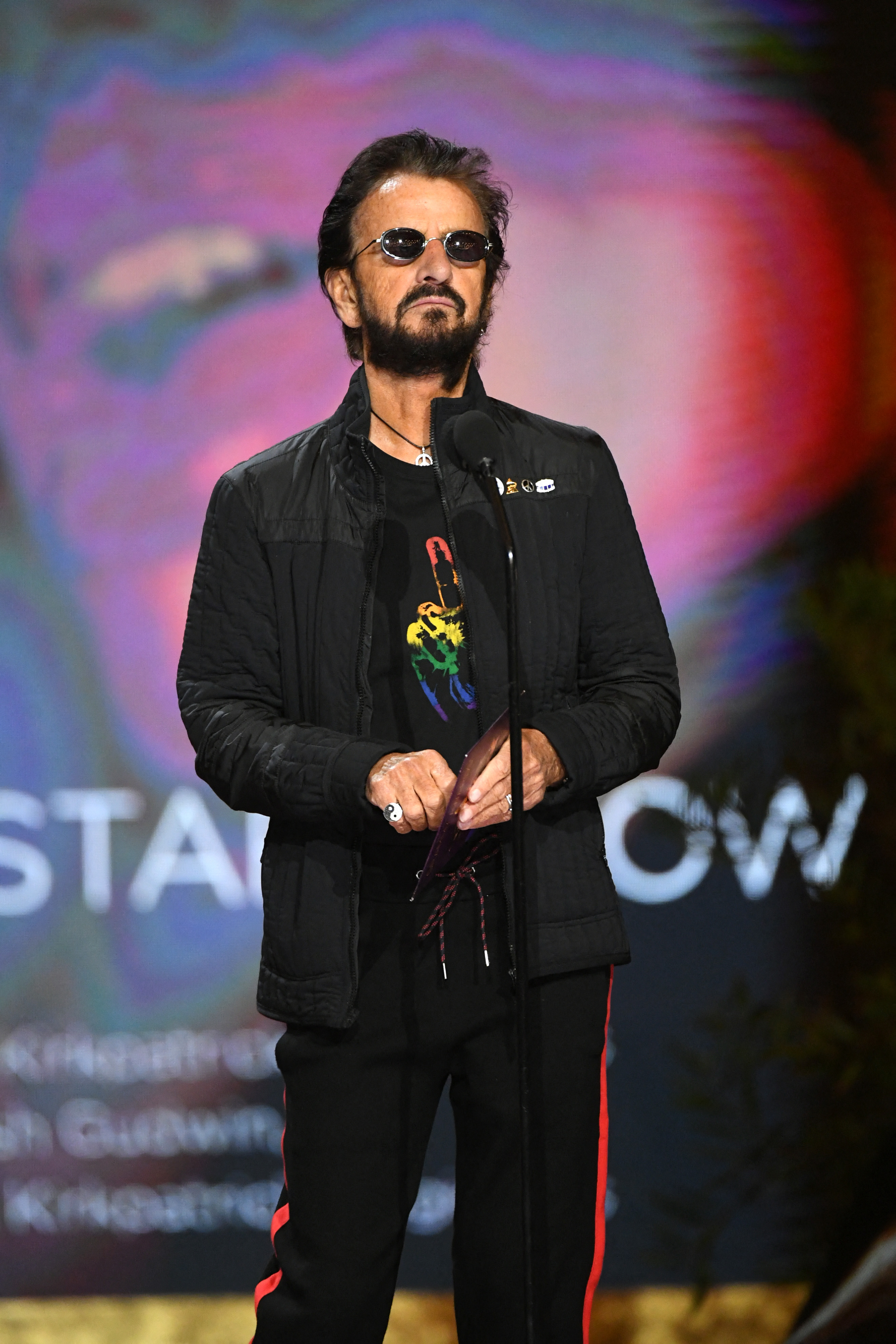 Ringo Starr no último dia 14, durante sua participação na cerimônia híbrida do Grammy Awards, em Los Angeles (Foto: KEVIN WINTER / GETTY IMAGES NORTH AMERICA / Getty Images via AFP)