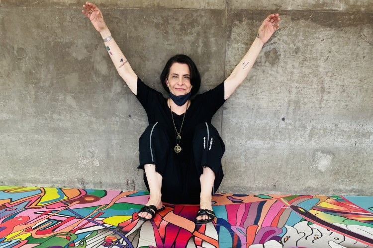 'Marina Lima – Letra e música' reúne 175 partituras escritas pelo músico Giovanne Bizzotto