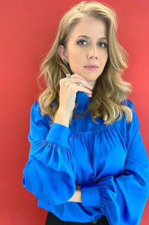 Gabriela Prioli profere masterclass na Unifor