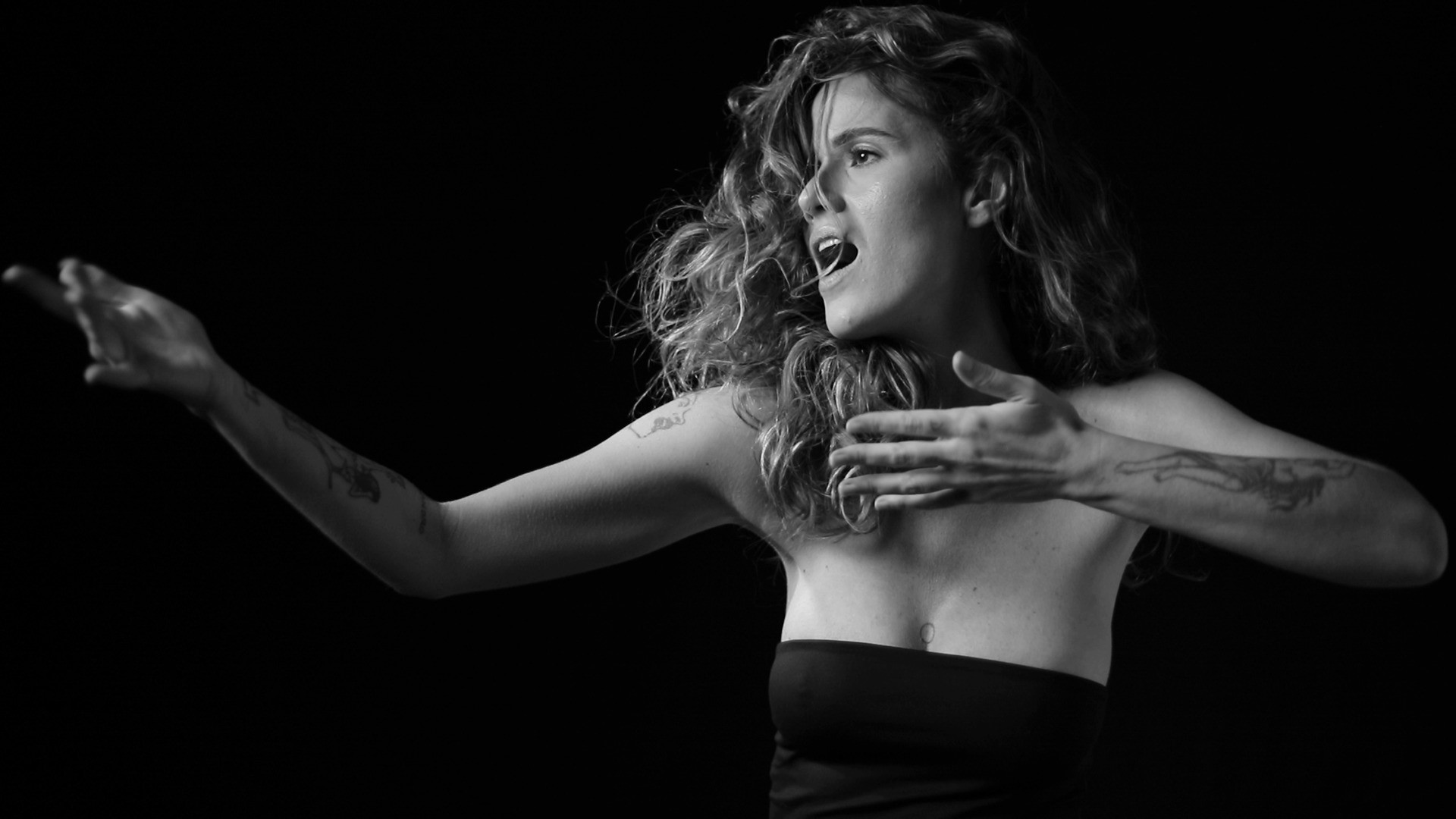 Em 2020 a cantora realizou uma live interpretando músicas do músico cearense Belchior (Foto: Ariela Bueno/Divulgação)