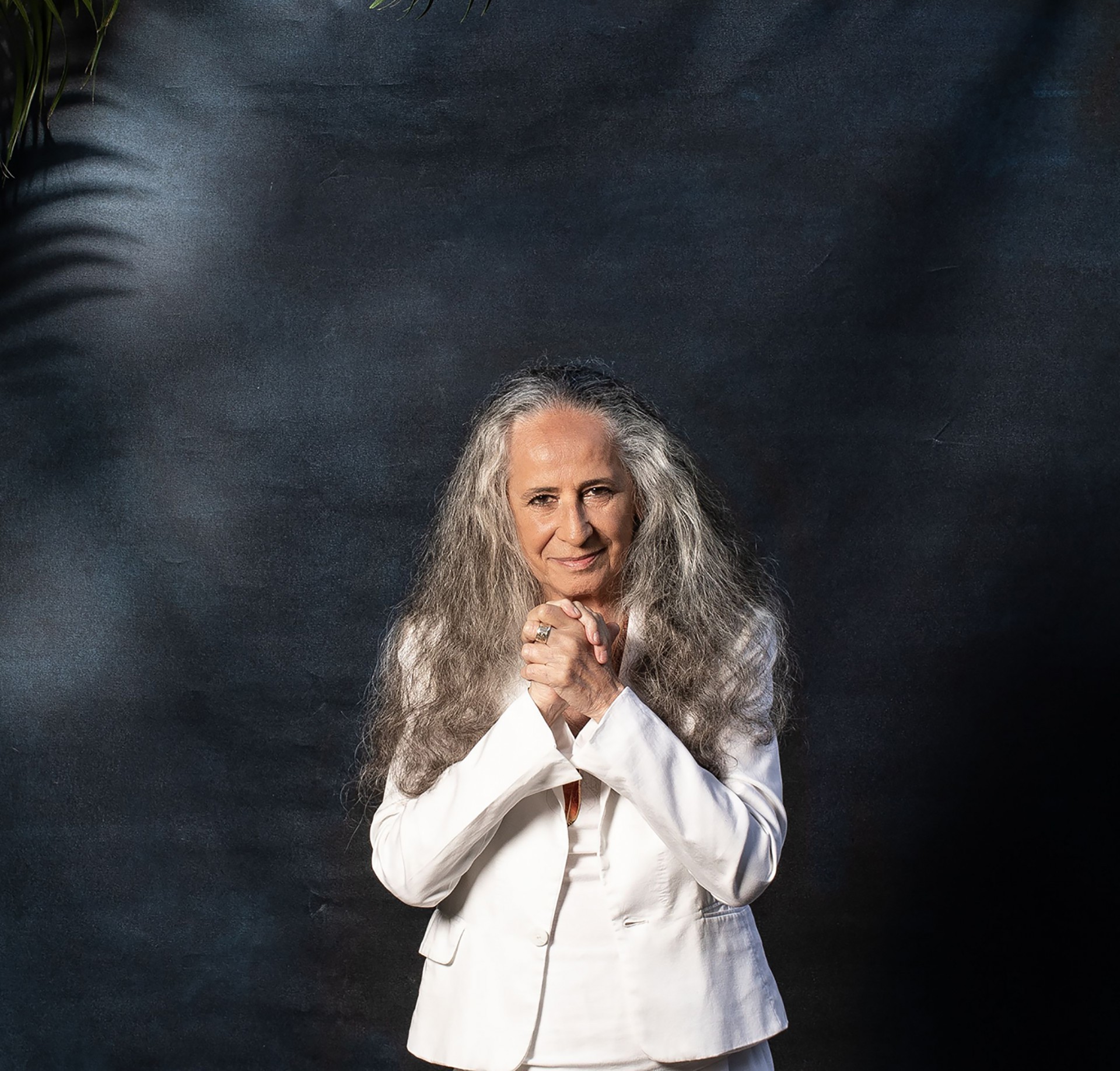 Maria Bethânia lança 'Noturno', álbum gravado entre setembro e outubro de 2020, e maio de 2021 (Foto: Jorge Bispo/ Divulgação)