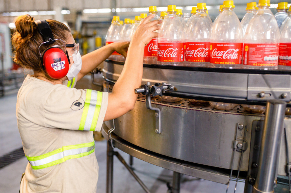 Com a retomada da economia, a Solar Coca-Cola, no Crato, &eacute; uma das empresa que est&atilde;o com sele&ccedil;&otilde;es em aberto na regi&atilde;o do Cariri