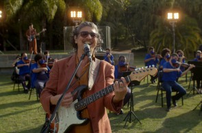 O cantor e compositor Pedro Luís homenageará o músico Luiz Melodia na programação Inhotim em Cena