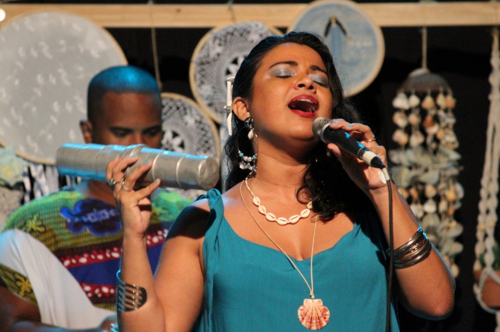 Erc&iacute;lia Lima e Micaela Gomes integram o grupo musical feminino Samba Delas(Foto: Andr&eacute; Freitas/ Divulga&ccedil;&atilde;o)