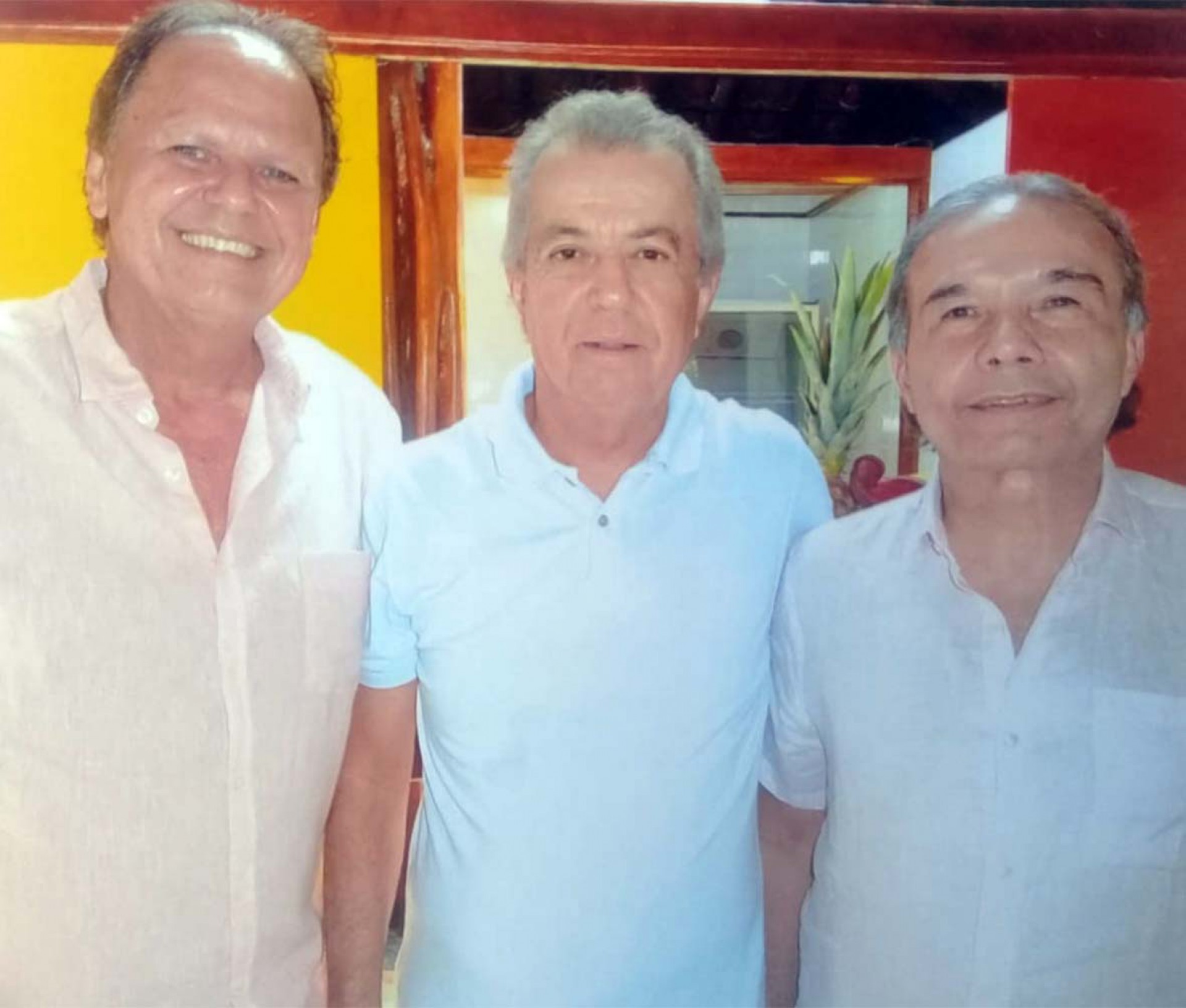 WILTON Correia Lima, Clóvis Rolim, Cláudio Martins, no Encontro dos Macêdo, em Paracuru (Foto: 060921Lucio)