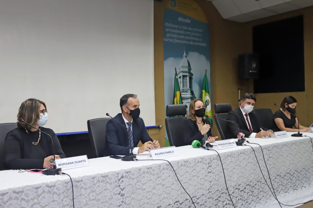 ￼COLETIVA reuniu representantes da Secretaria da Fazenda e do Ministério Público do Ceará 