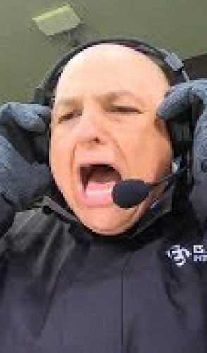 Ou melhor, uma besta enjaulada!!!