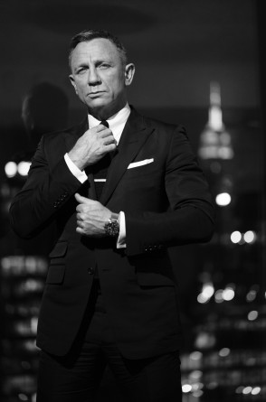 Daniel Craig vive James Bond nos cinemas 
