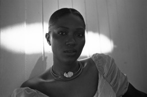 Cantora e compositora baiana Luedji Luna