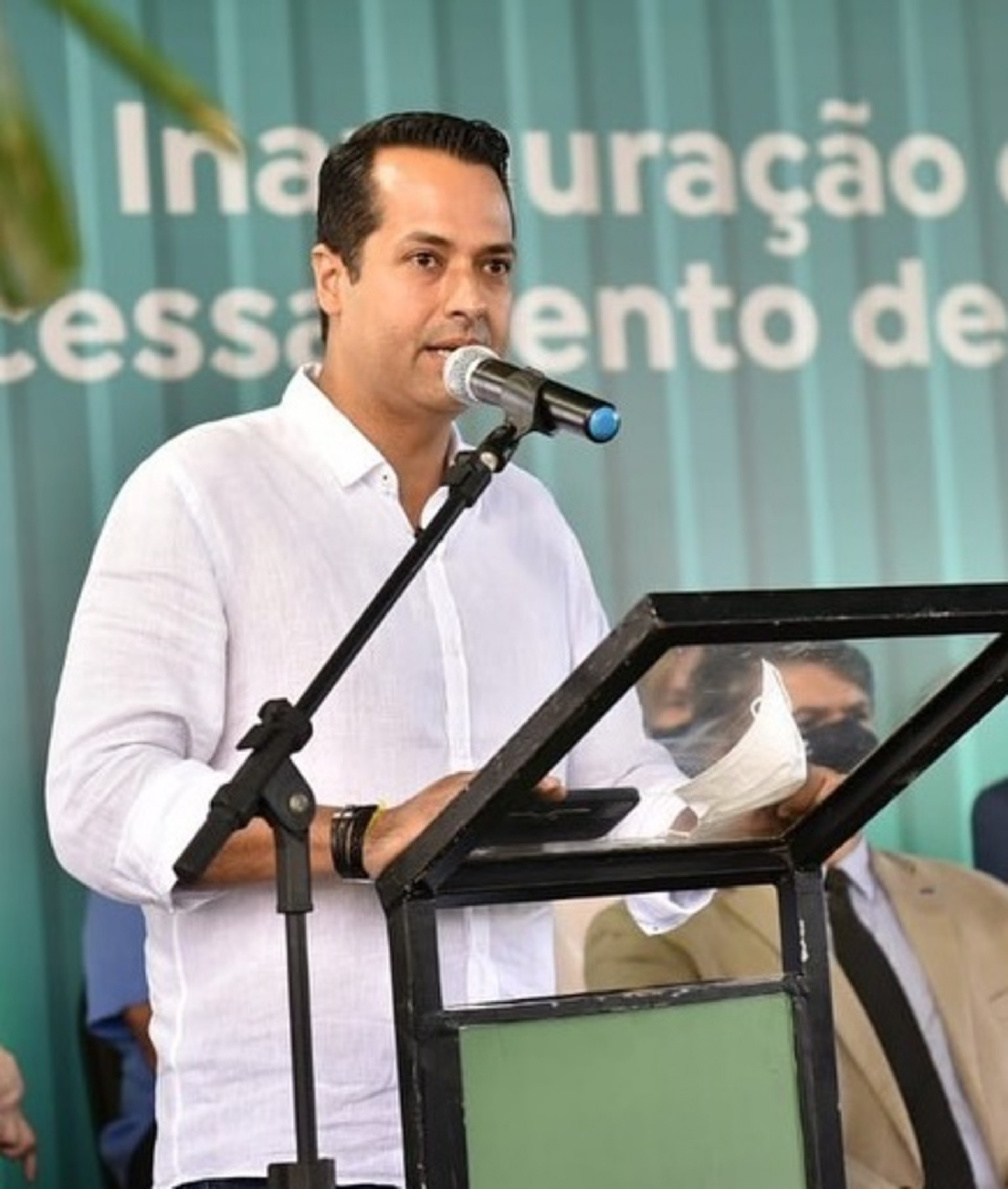 Vitor Valim, prefeito de Caucaia (Foto: REPRODUÇÃO)