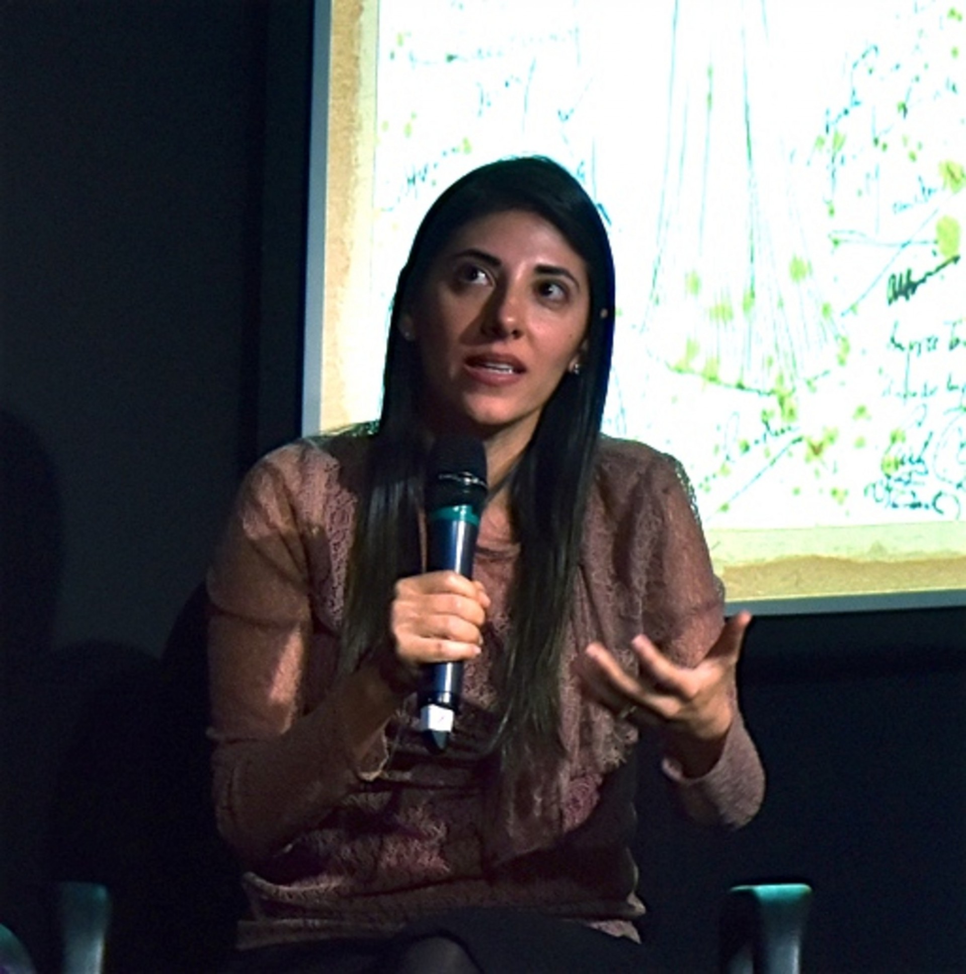 Michele Fanini realizou pesquisa sobre a trajetória das mulheres na ABL (Foto: CHRISTINA RUFATTO)