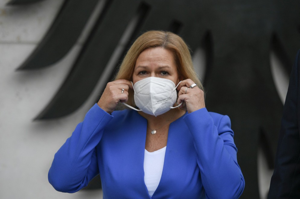 Nancy Faeser assume como ministra do Interior da Alemanha(Foto: Ina Fassbender / AFP)
