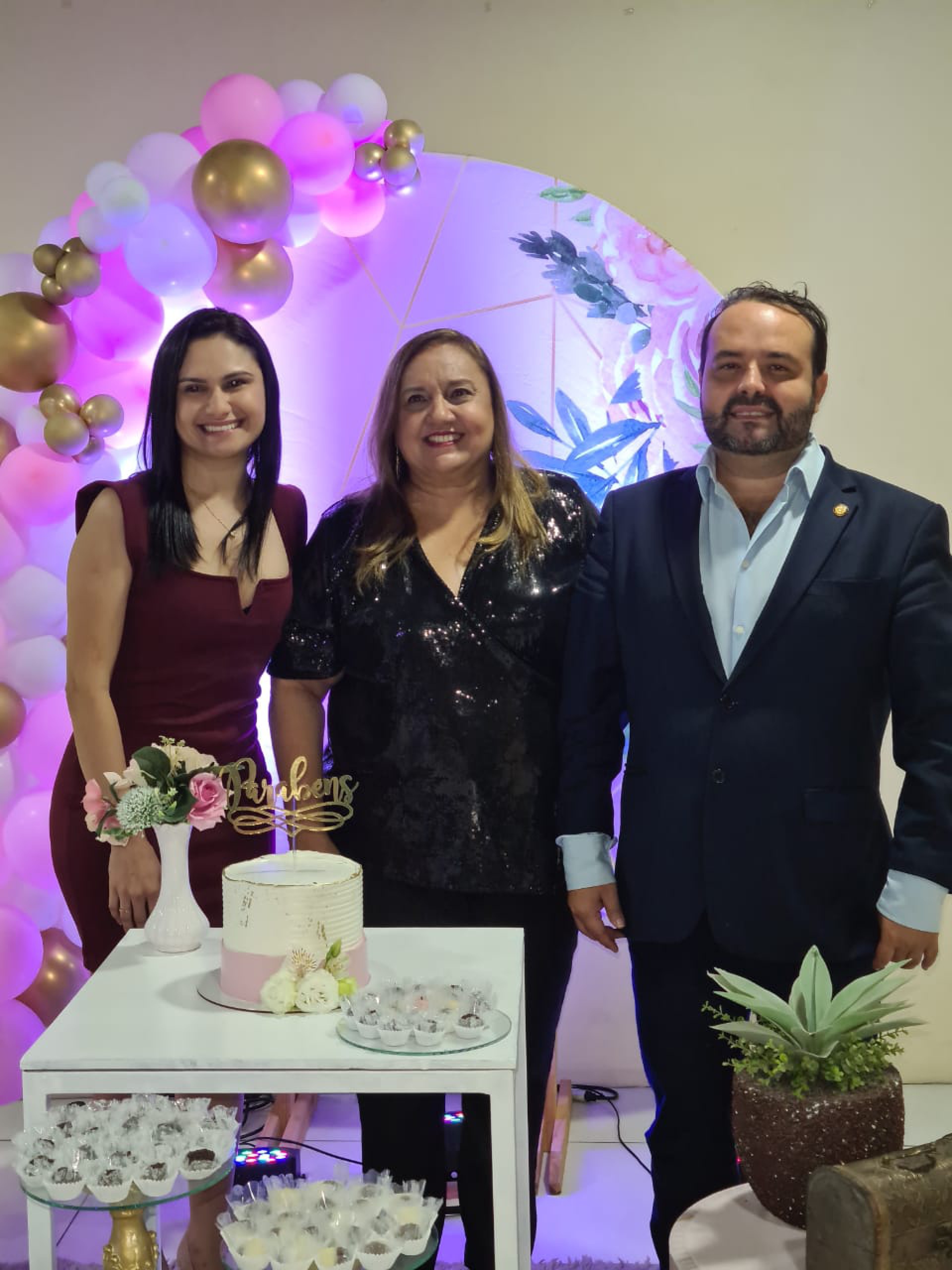 Mônica Pinheiro Feitosa, Débora Marques e Wellington Sabóia