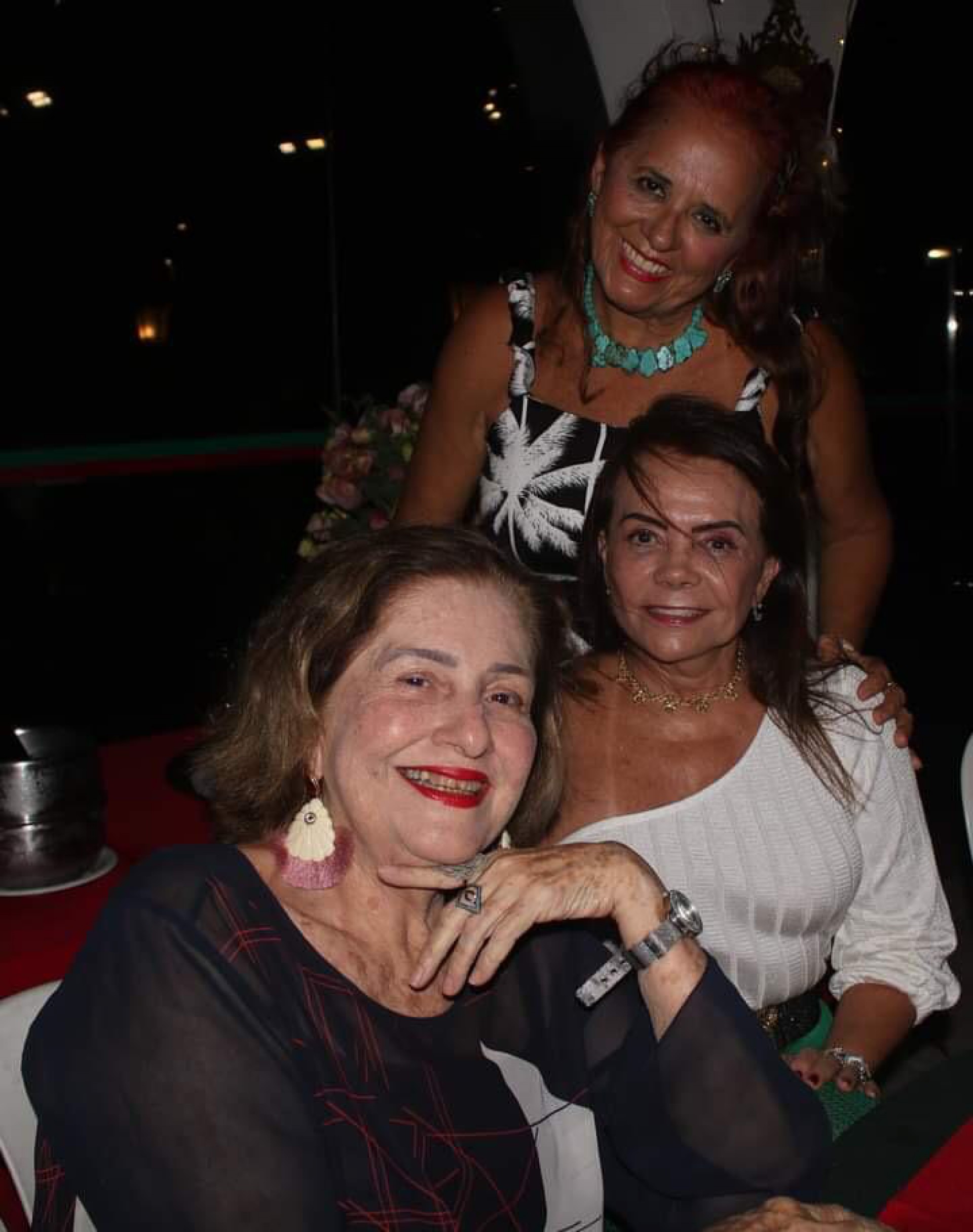 (Foto: Arquivo Pessoal)Lêda Castelar e Vera Dias