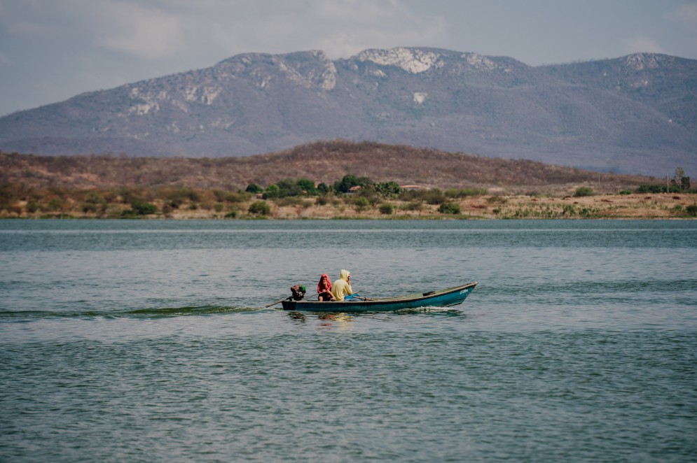 Açude Orós, um dos maiores reservatórios de água do Ceará, é fonte de narrativas e expectativas no sertão do Estado(Foto: JULIO CAESAR)